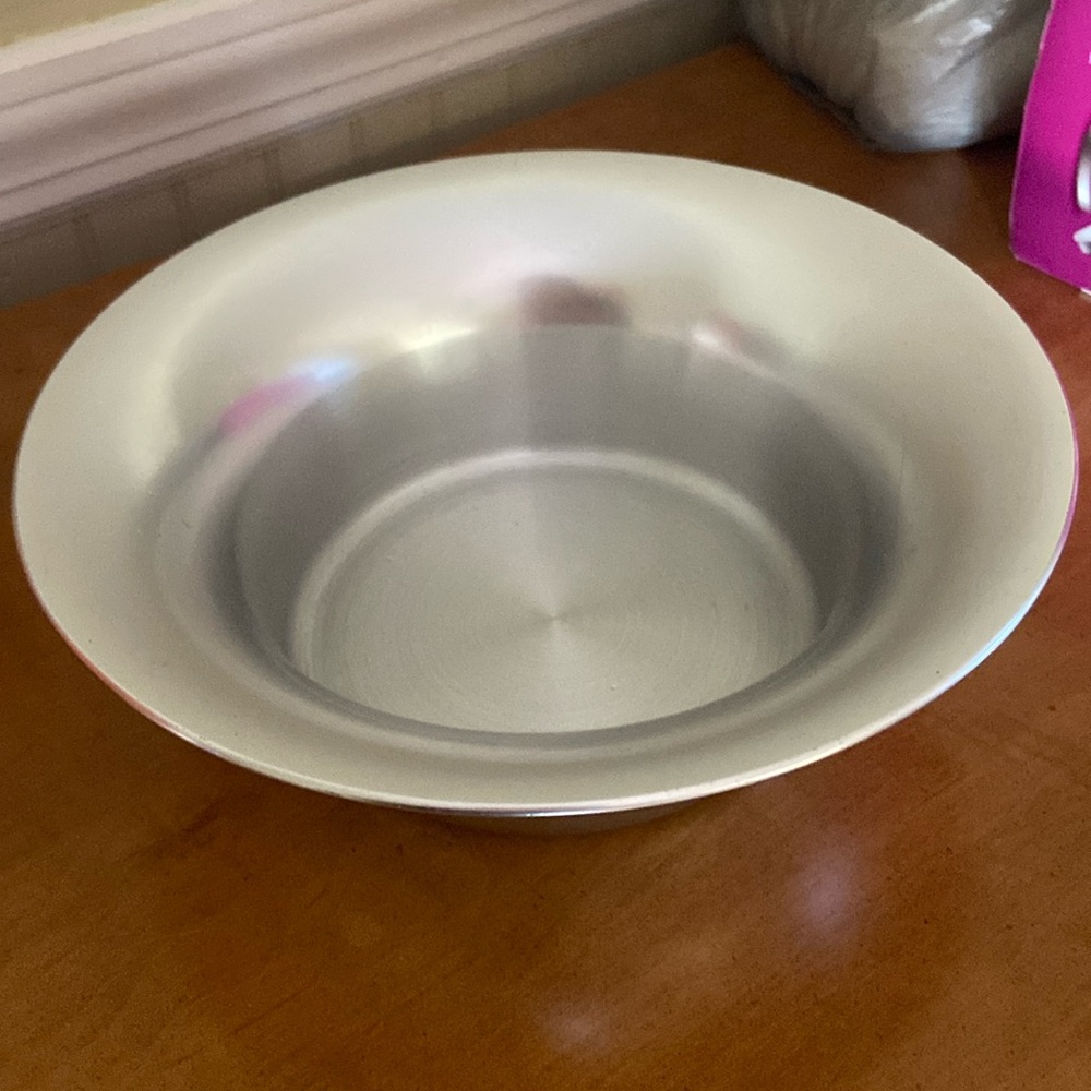 Kensington Vintage Bowl 9 x 3.5 inches Aluminum